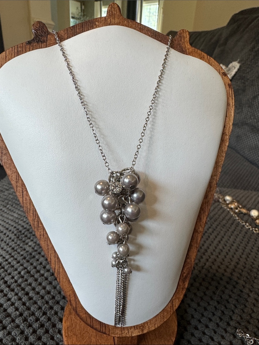 Silver-Tone Pearl Cluster Pendant Necklace - Elegant Women’s Jewelry